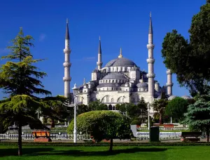 İSTANBUL TURU