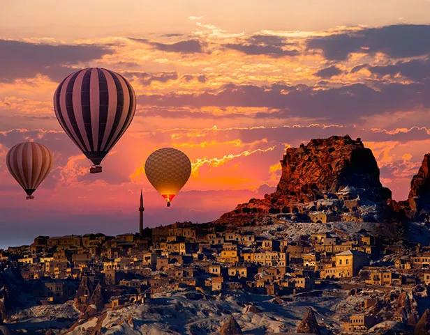 KAPADOKYA (GÜZEL ATLAR ÜLKESİ)